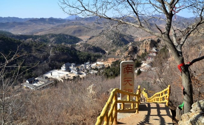 《自驾游中国(周末)》辽宁 葫芦岛【灵山寺的初春】随风随性