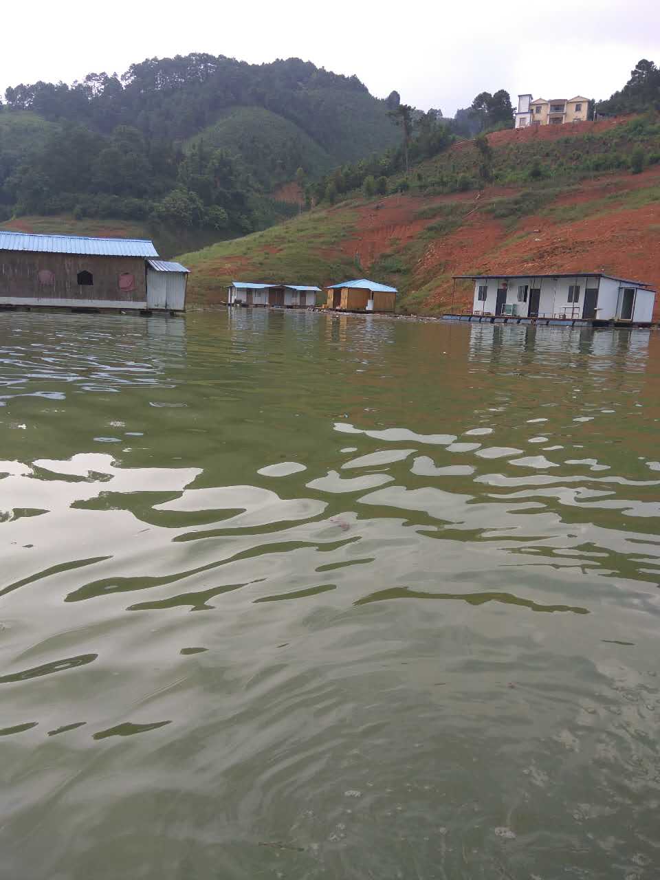 万峰湖钓鱼