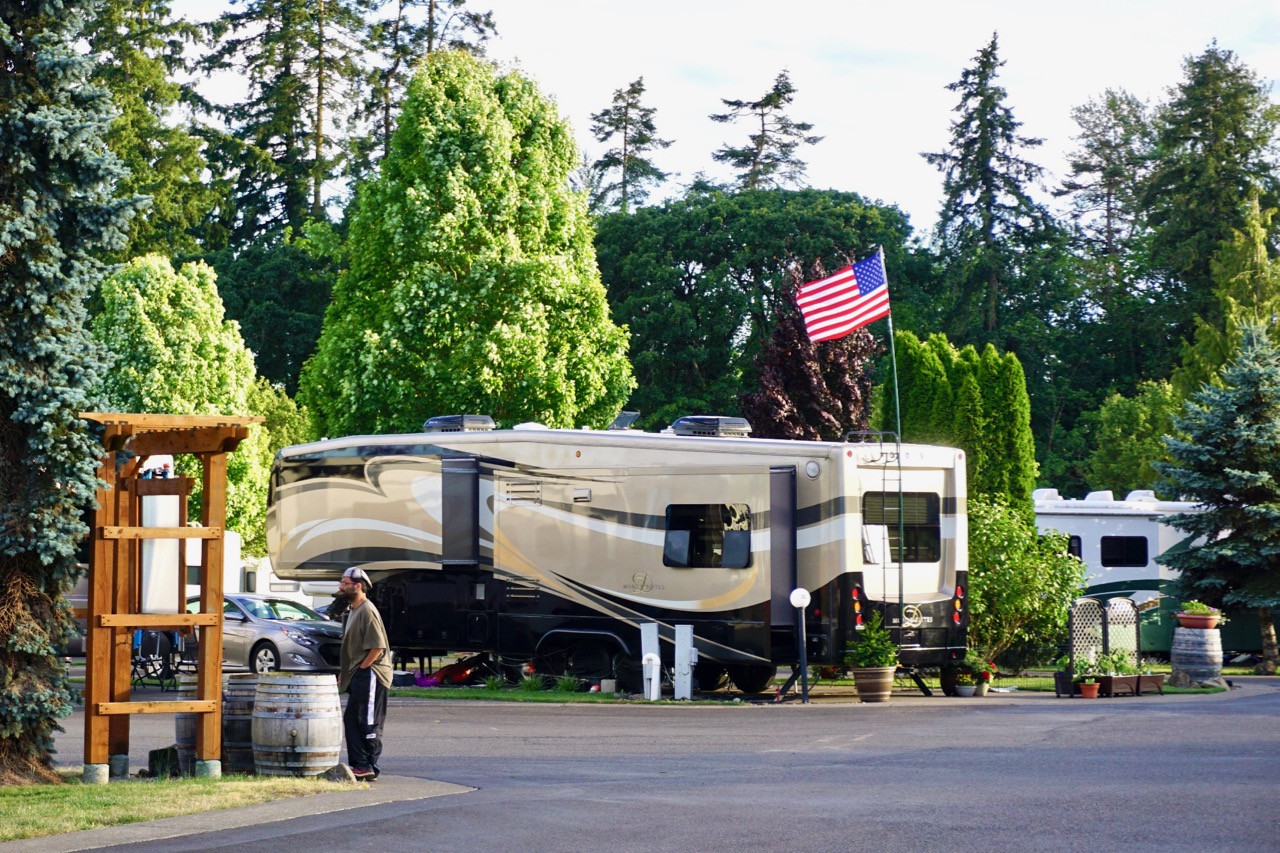 波特兰gdp_无税 收入高,波特兰是美国最宜居的城市(2)