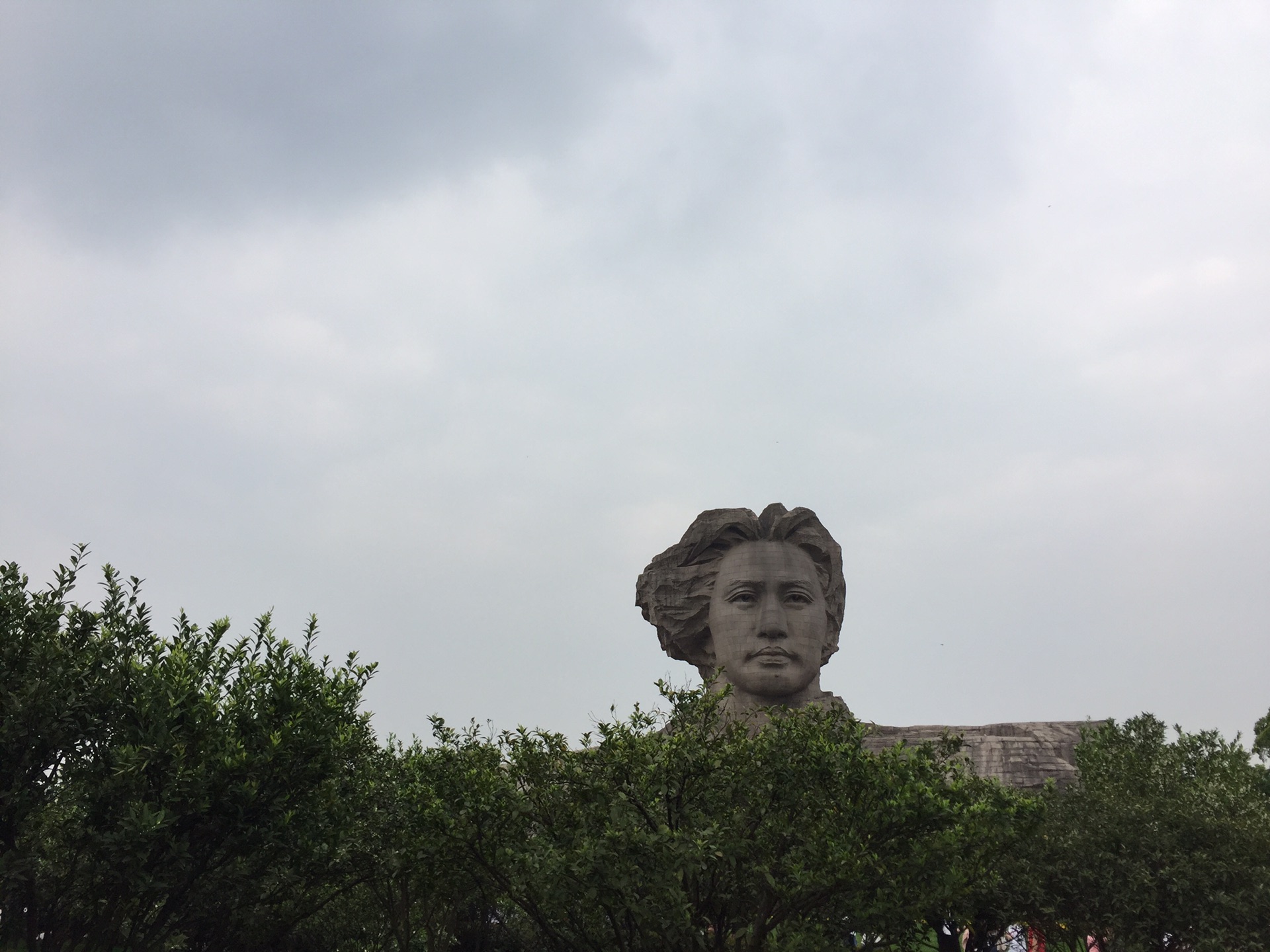 子洲多少人口_延长油田子洲图片