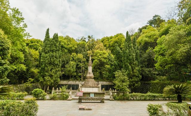 曹溪人口_曹溪温泉度假村(3)