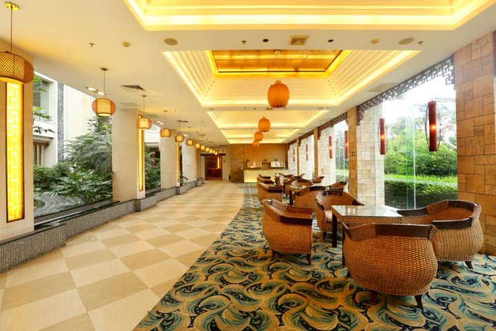 张家界天子大酒店(含早餐,可预订玻璃桥门票套餐)