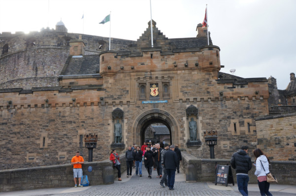 爱丁堡游玩攻略旅游,爱丁堡游玩攻略旅游路线