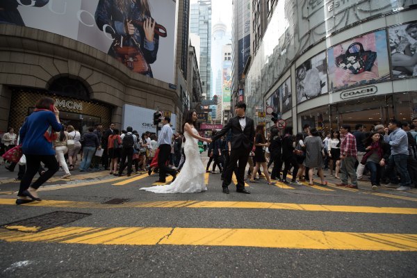 广州婚纱街攻略_广州婚纱一条街图片