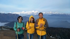 2016年4月1日登顶牛背山 2016年4月1日登顶牛背山
